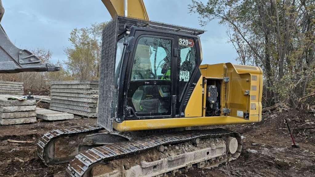 CATERPILLAR 320 Экскаватор — Тольятти