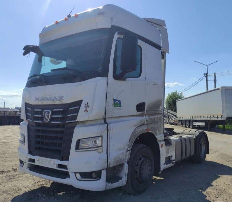 КАМАЗ 54901 4x2 Седельный тягач — Москва