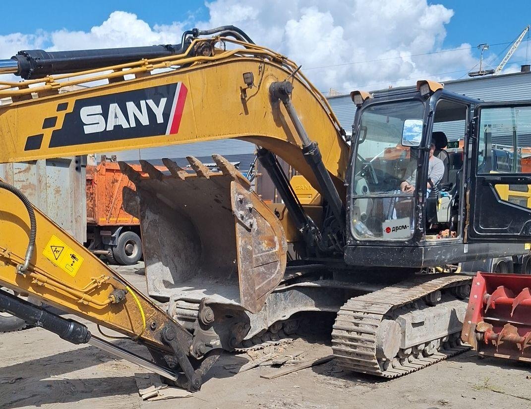 Экскаватор Sany SY225C NLC — Карелия