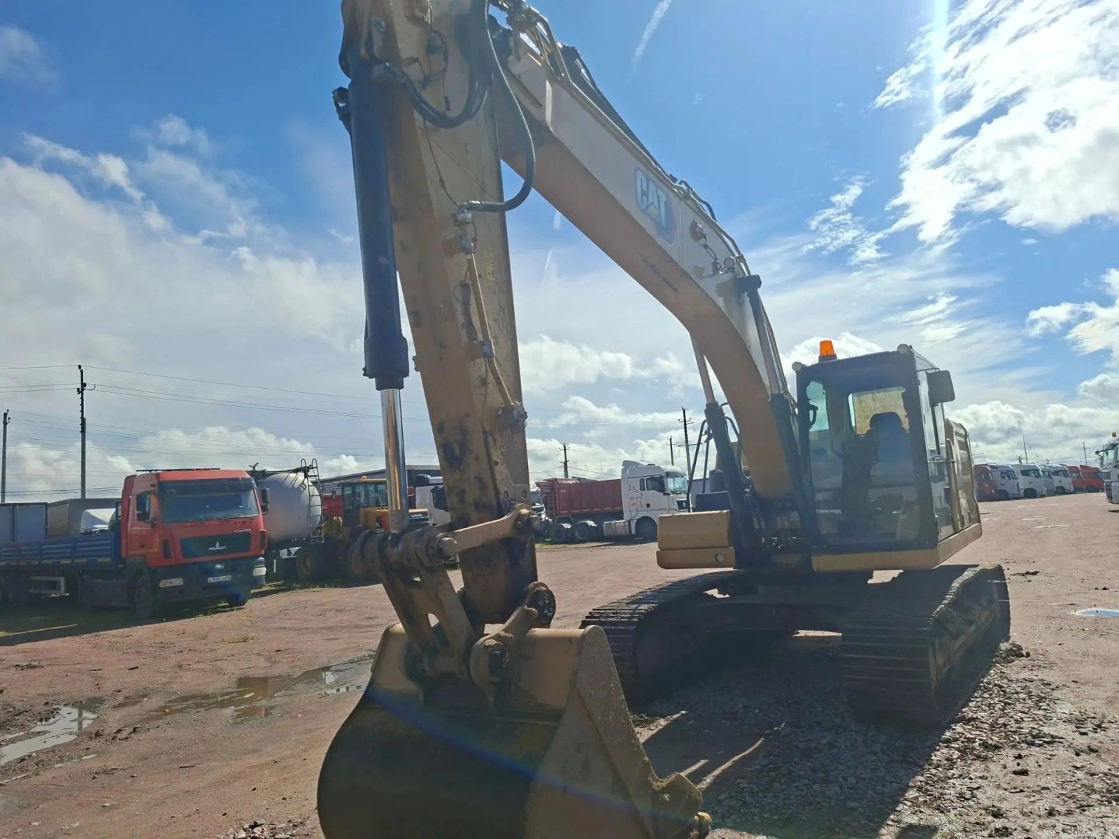 Caterpillar 320 Экскаватор 320GC — Санкт-Петербург