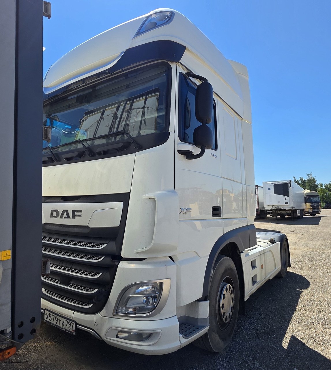 DAF XF 4x2 Седельный тягач — Домодедово улица зорин лес 36 строение 2