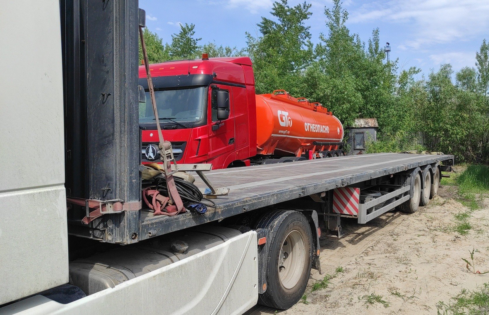 ТОНАР 9888* Полуприцеп шторный — Тюмень