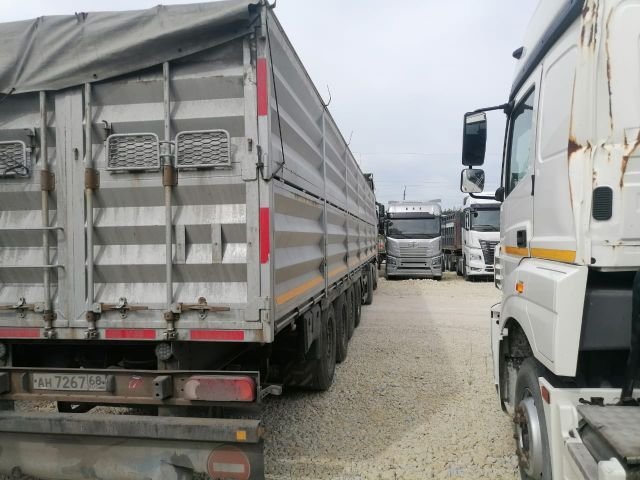 Полуприцеп для перевозки зерна и комбикорма 933436 — Галкино, Воронежская обл