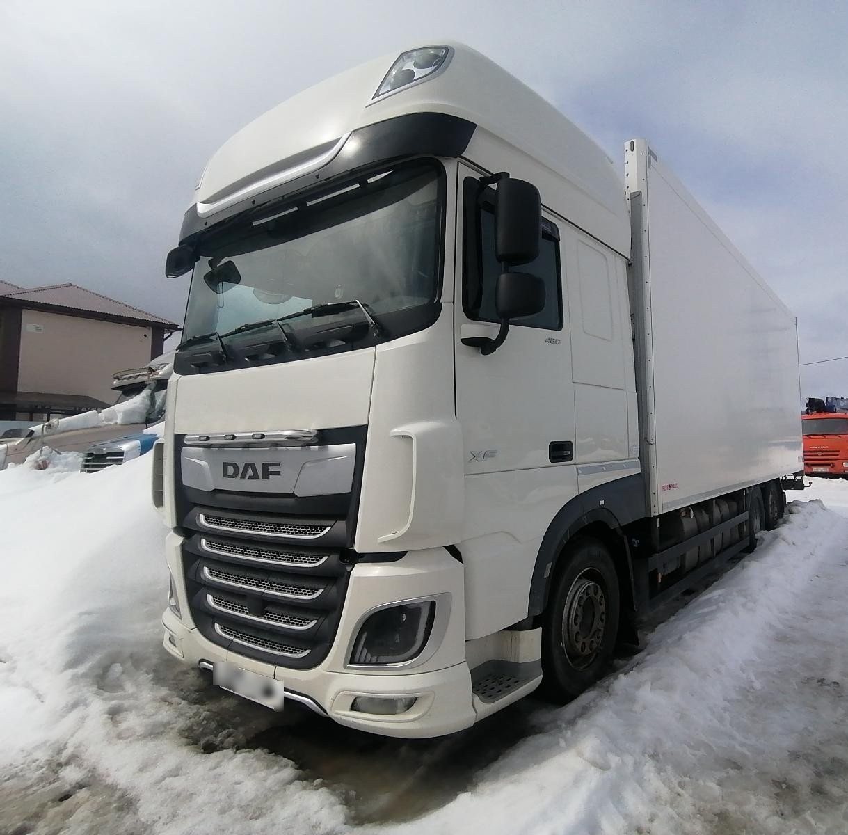 DAF XF 6x2 Изотермический/рефрижератор — Южно-Сахалинск