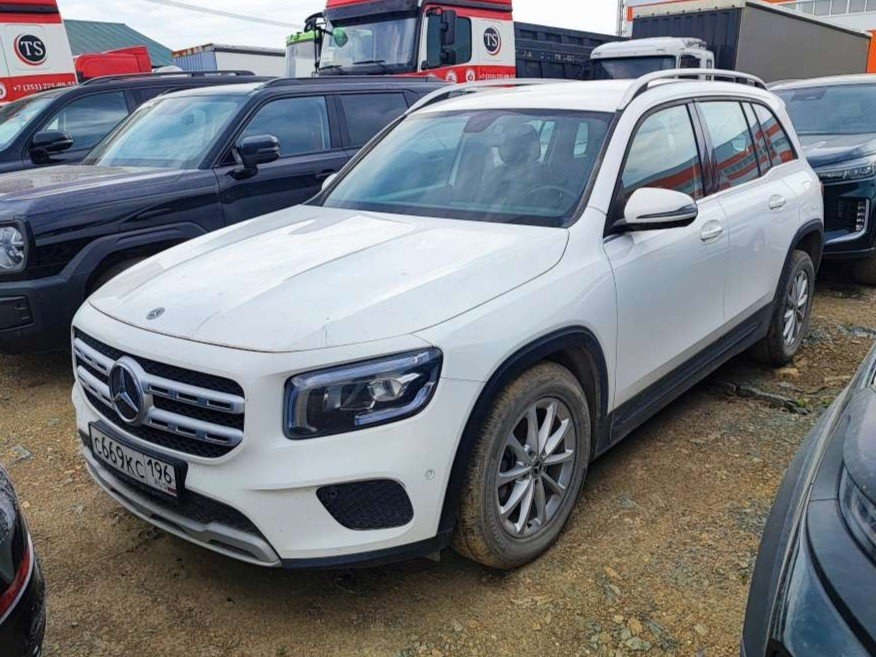MERCEDES-BENZ GLB — Большой Исток