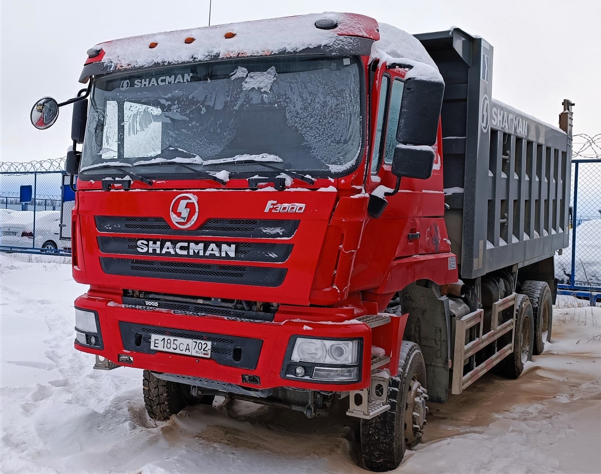 Shacman (Shaanxi) SX32586V385 6x6 Самосвал — Сургут