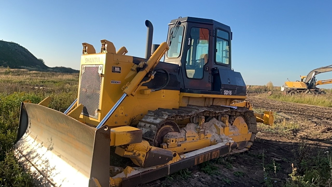 Бульдозер Shantui SD16 — Рязань