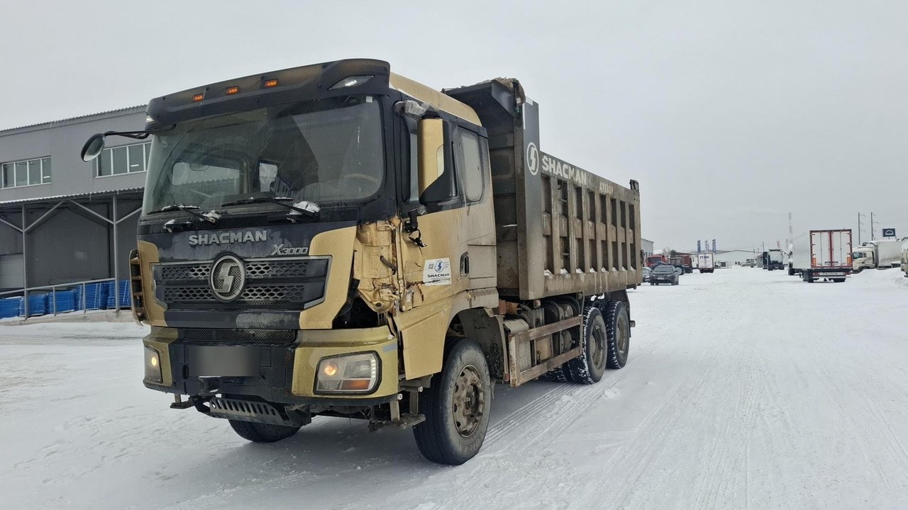 Shacman SX32586T384 — Омск