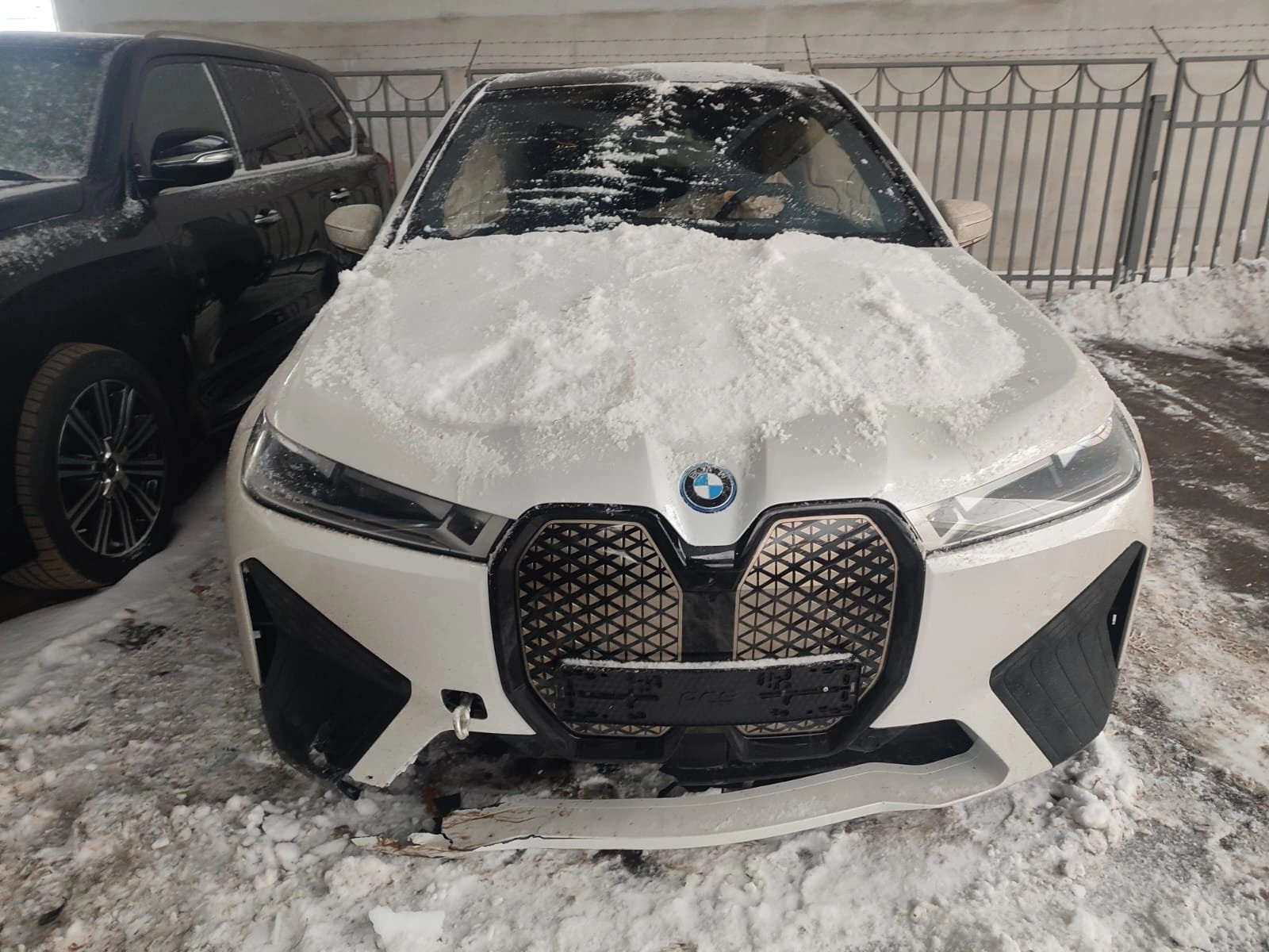 BMW iX xDrive50 Suite Sport — Москва