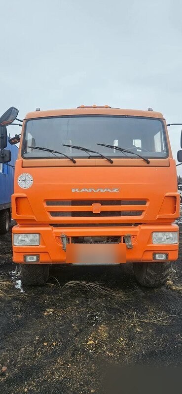 Кран центр "КАМАЗ" 6586 на шасси КамАЗ 43118 6x6 Бортовой с КМУ 658610 — Алдан