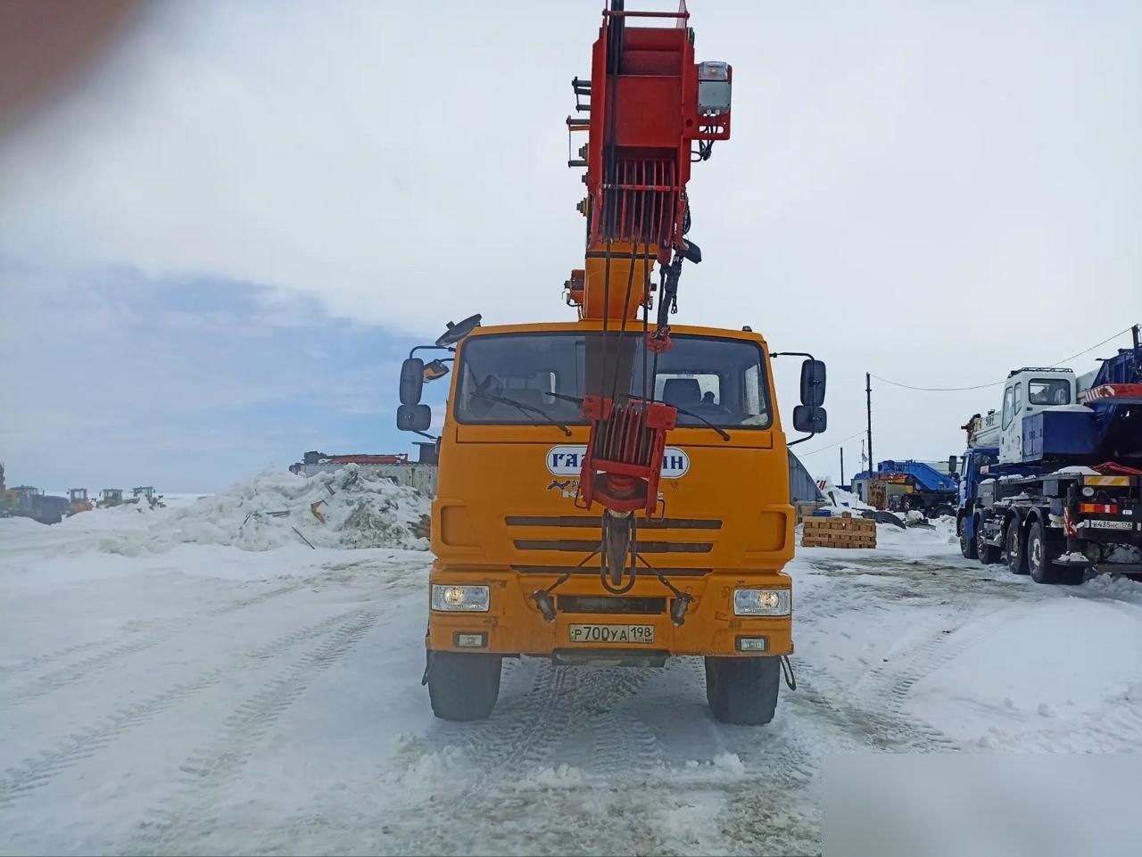 КамАЗ 43118 6x6 Автокран КС-55713-5 — Ямало-Ненецкий АО
