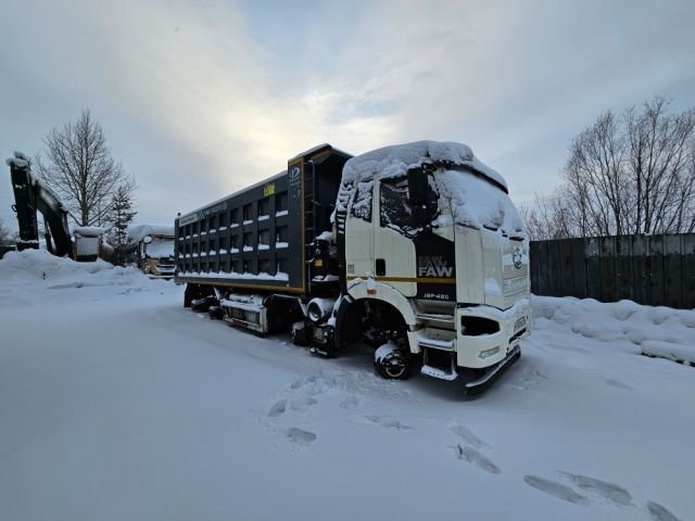 Самосвал FAW J6 — Алдан