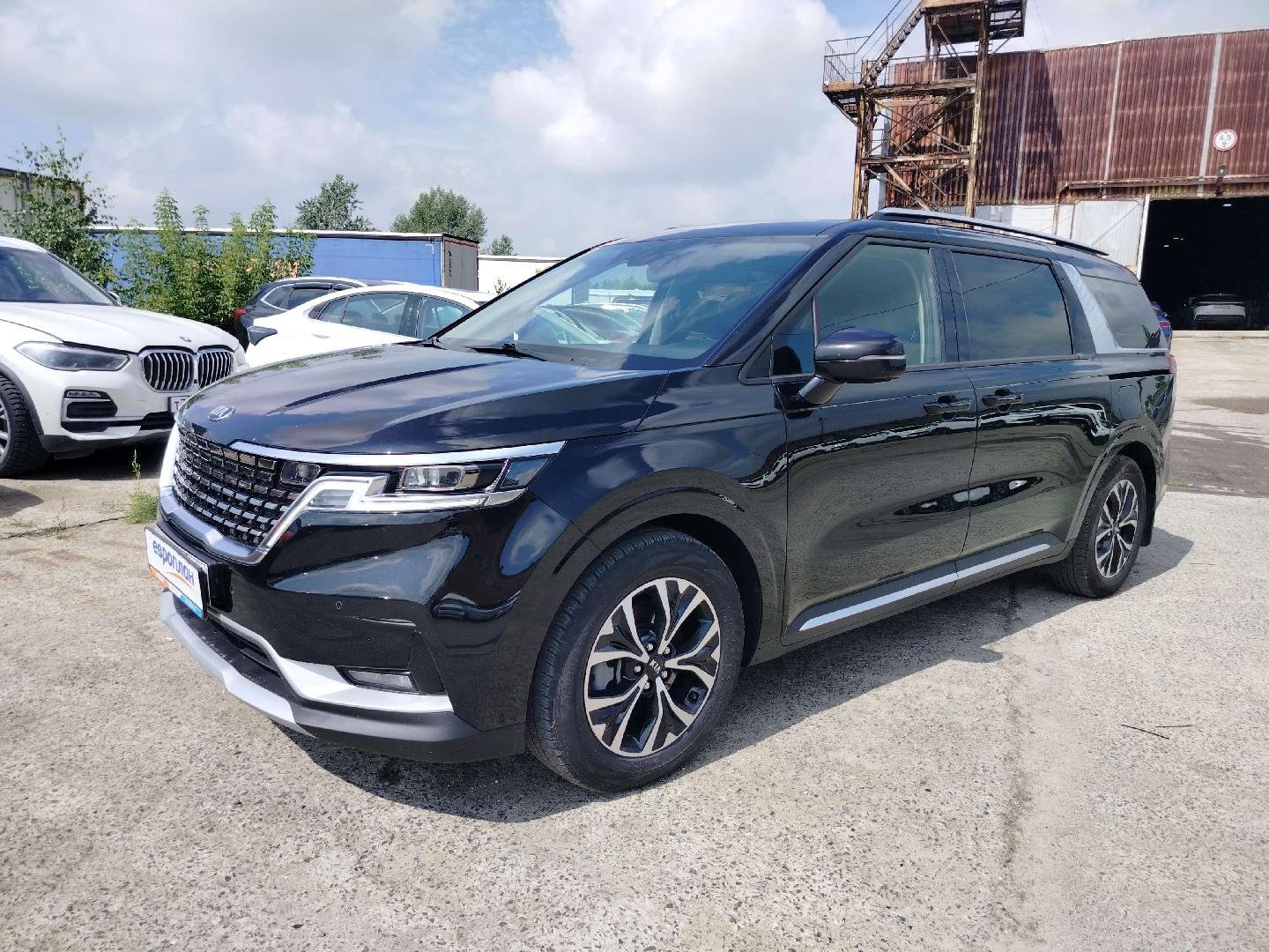 Kia Carnival — Новосибирский