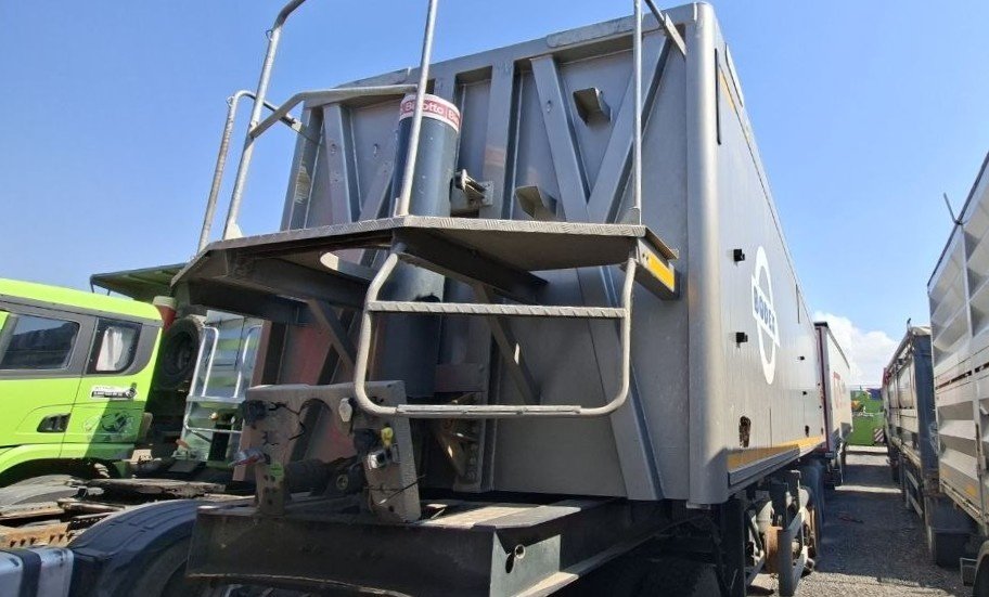 BODEX KIS-4W* Полуприцеп самосвал — Ростов-на-Дону