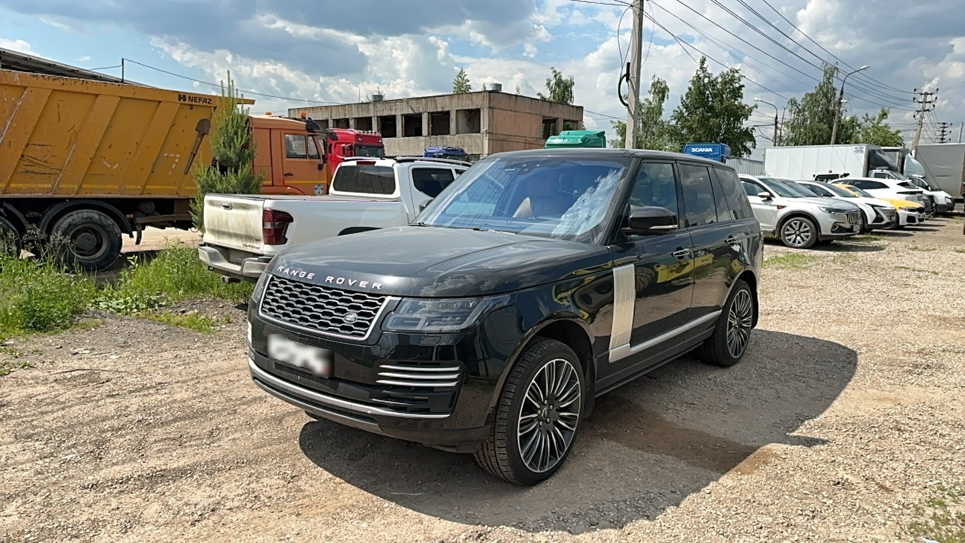 LAND ROVER Range Rover — Домодедово улица зорин лес 36 строение 2