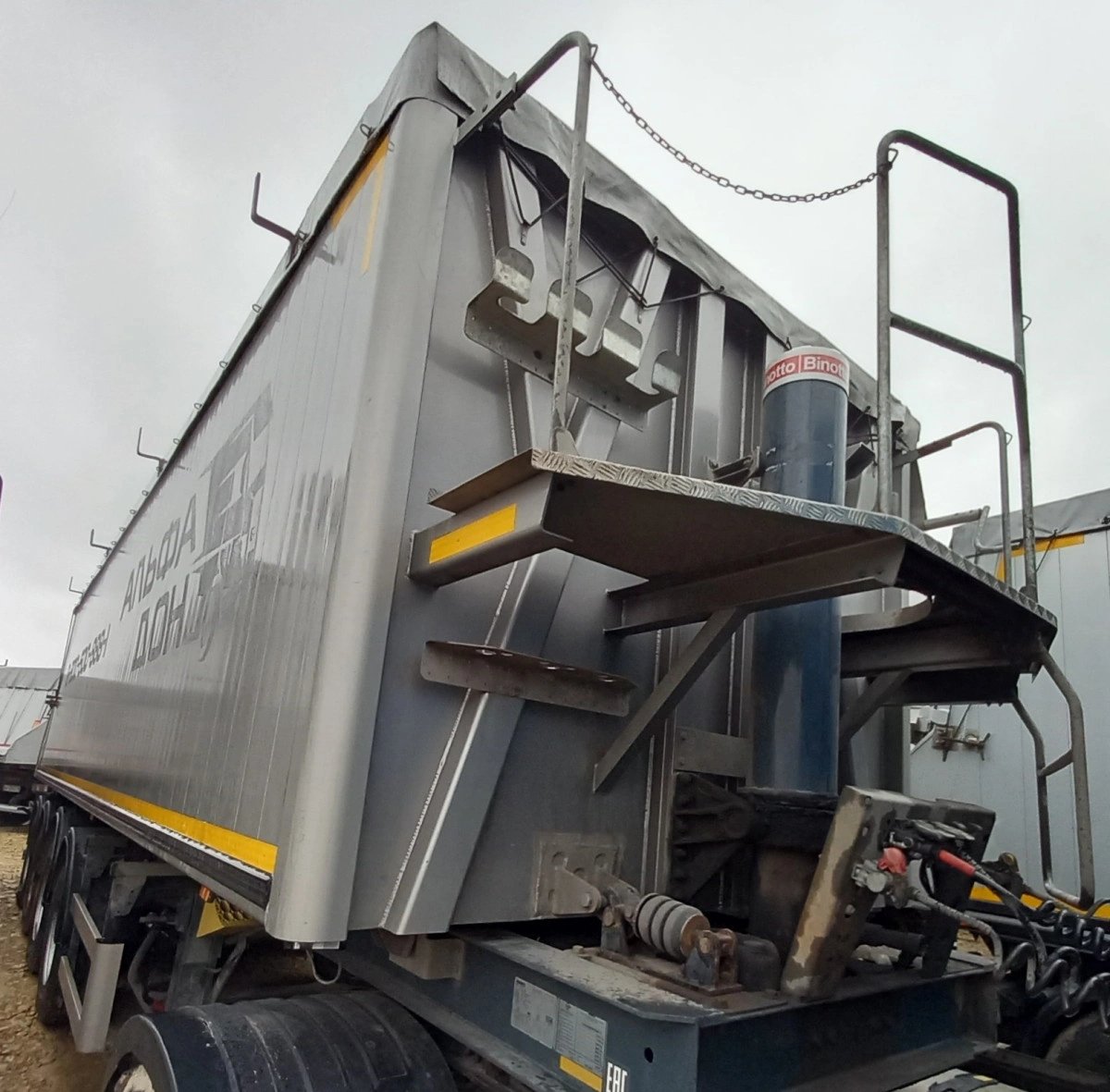 Полуприцеп самосвальный BODEX KIS 4WA1 — Воронеж
