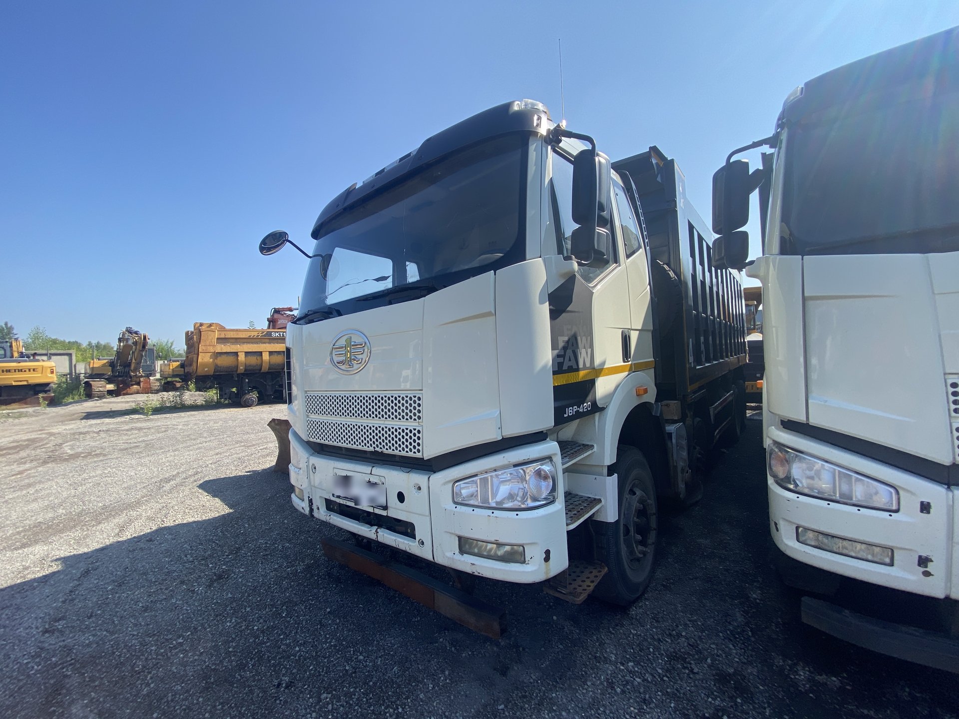 FAW CA 3310 8x4 Самосвал — Новокузнецк