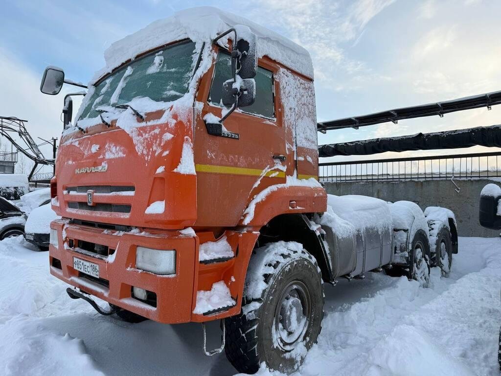 КАМАЗ К3340, тягач 6х6 — Нижневартовск
