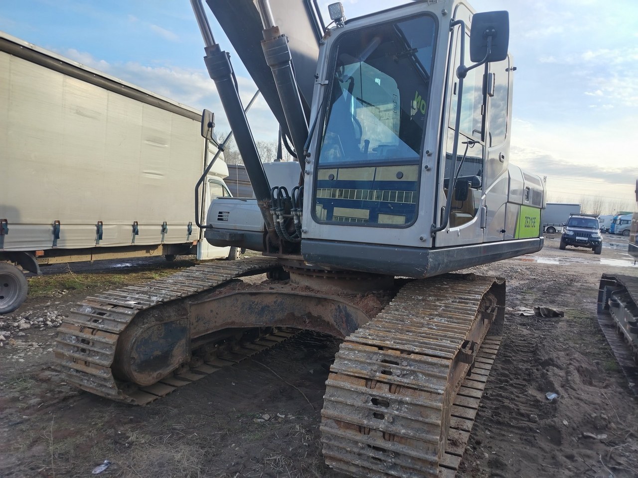 ZOOMLION ZE215 Экскаватор — Набережные Челны