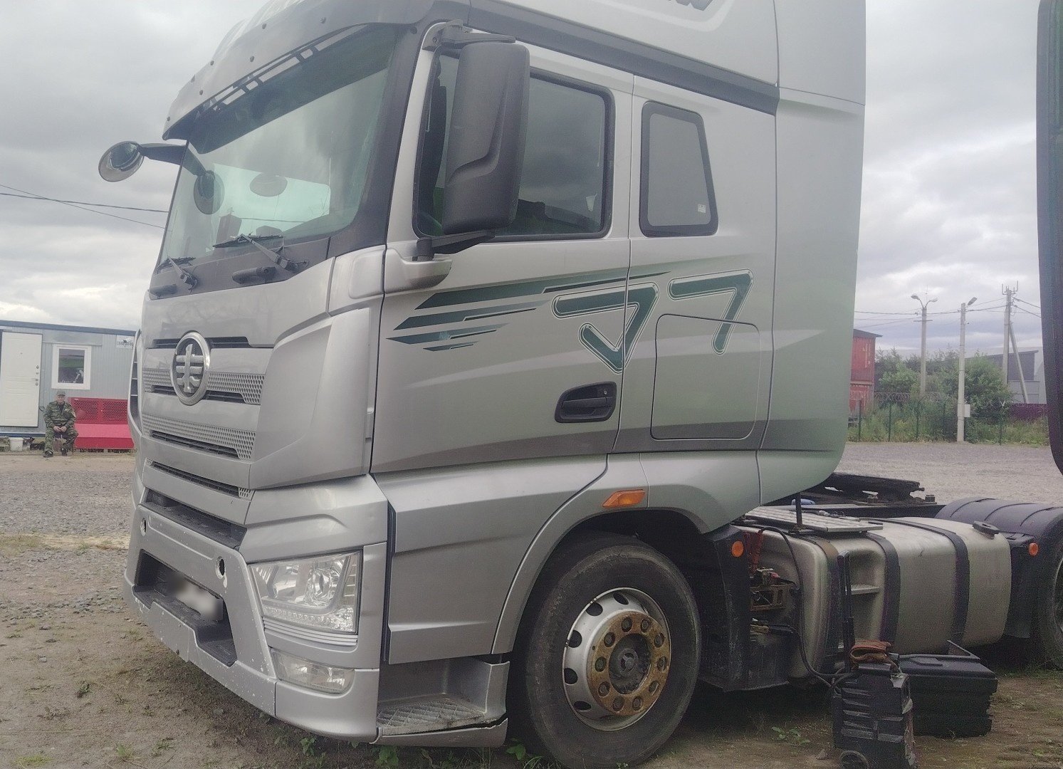 FAW J7 4x2 Седельный тягач — Санкт-Петербург