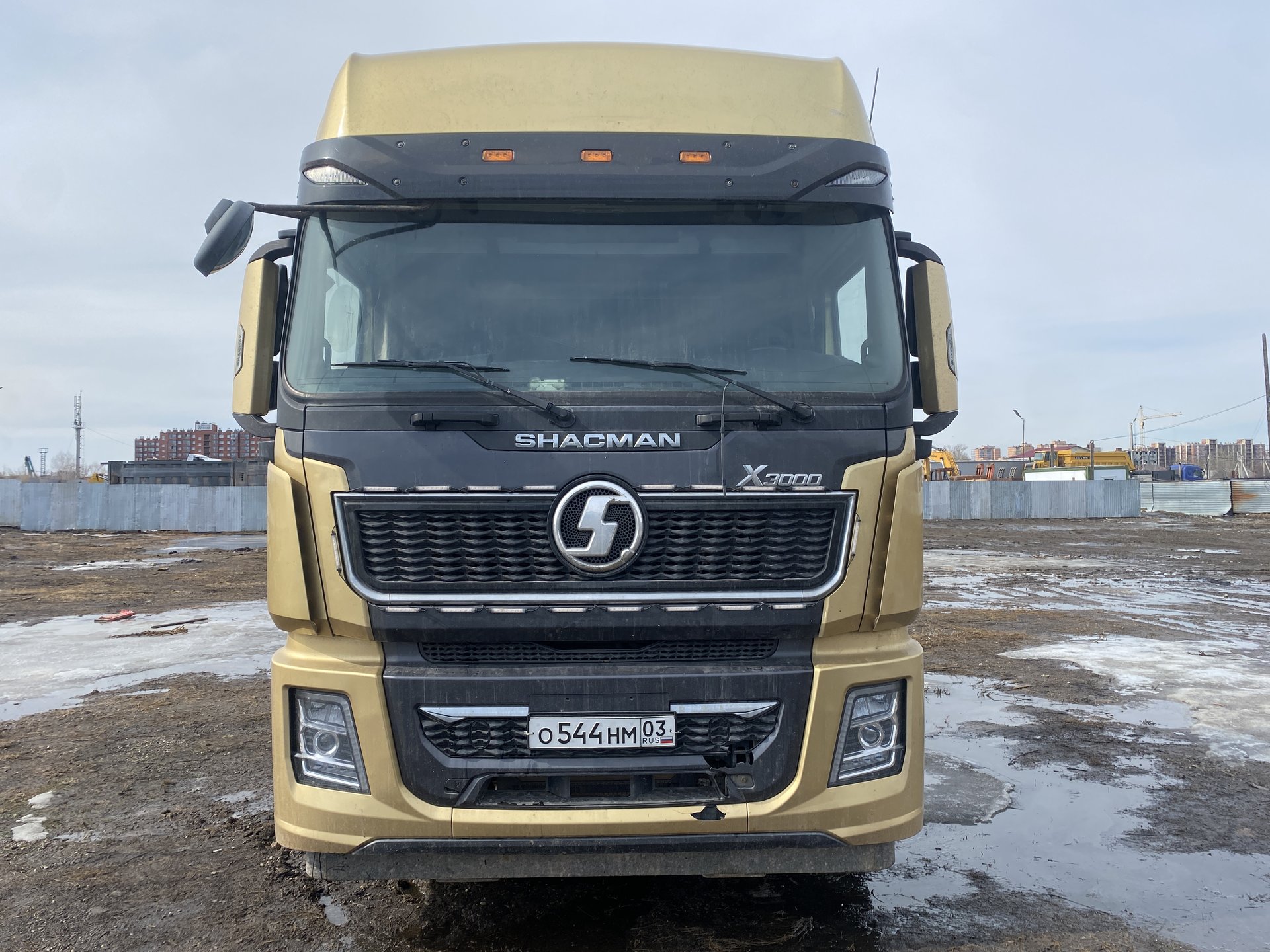 Shacman (Shaanxi) SX* 6x4 Седельный тягач — Иркутск