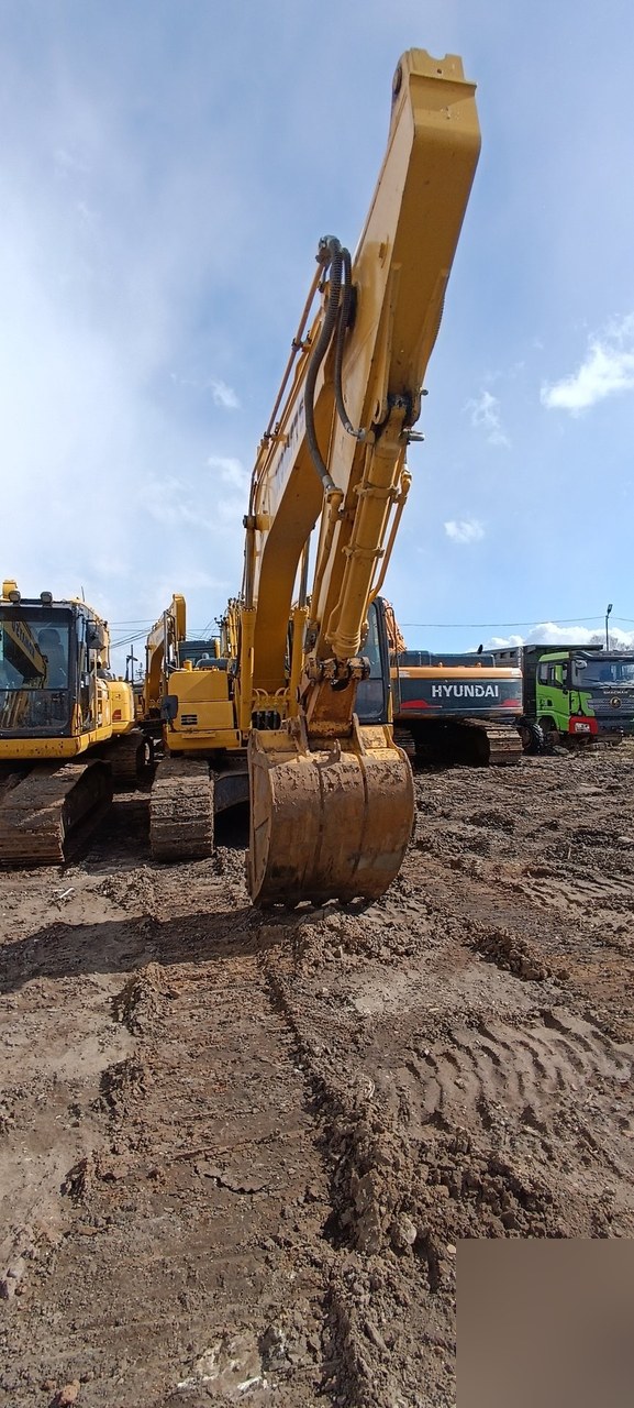KOMATSU PC 210 Экскаватор — Ванюки