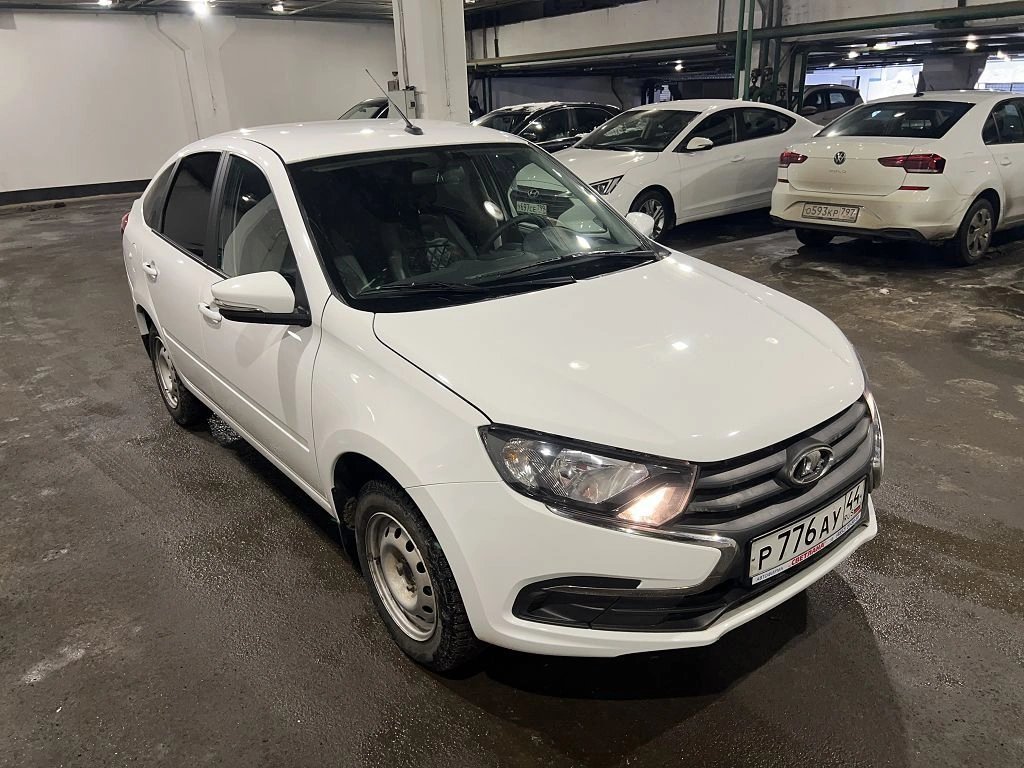 LADA Granta Лифтбек — Москва
