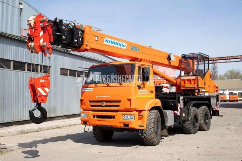КС 55713-5К-3 NEO автокран 25т.(КАМАЗ-43118) ОВАЛОИД — новая техника в лизинг