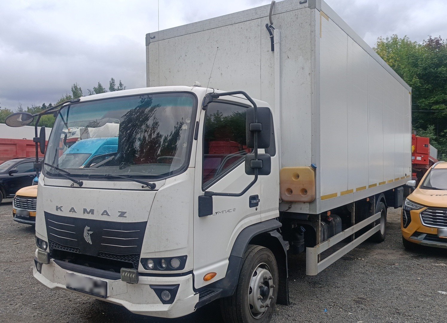РУСТРАК 5389* на шасси КамАЗ 43082 4x2 Изотермический/рефрижератор — Москва