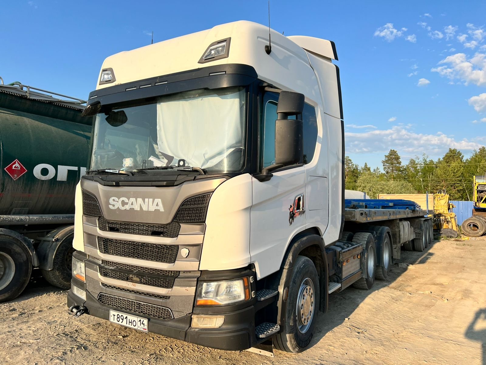 SCANIA G 6x4 Седельный тягач — Саха