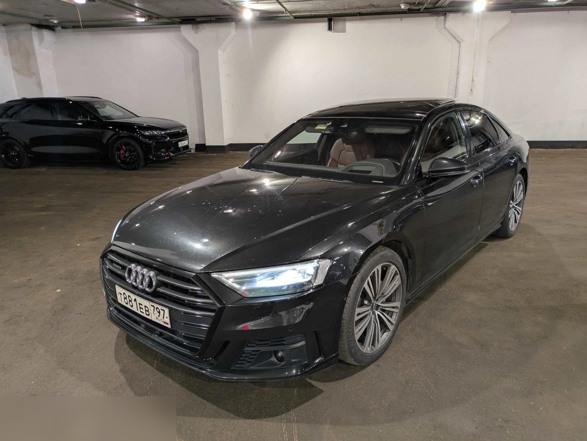 AUDI A8 — Москва
