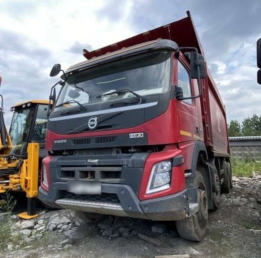 VOLVO FM 8x4 Самосвал — Санкт-Петербург