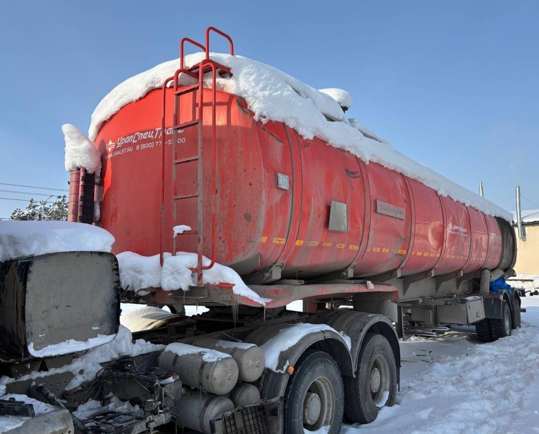 УралСпецТранс 9465* Полуприцеп цистерна — Саха
