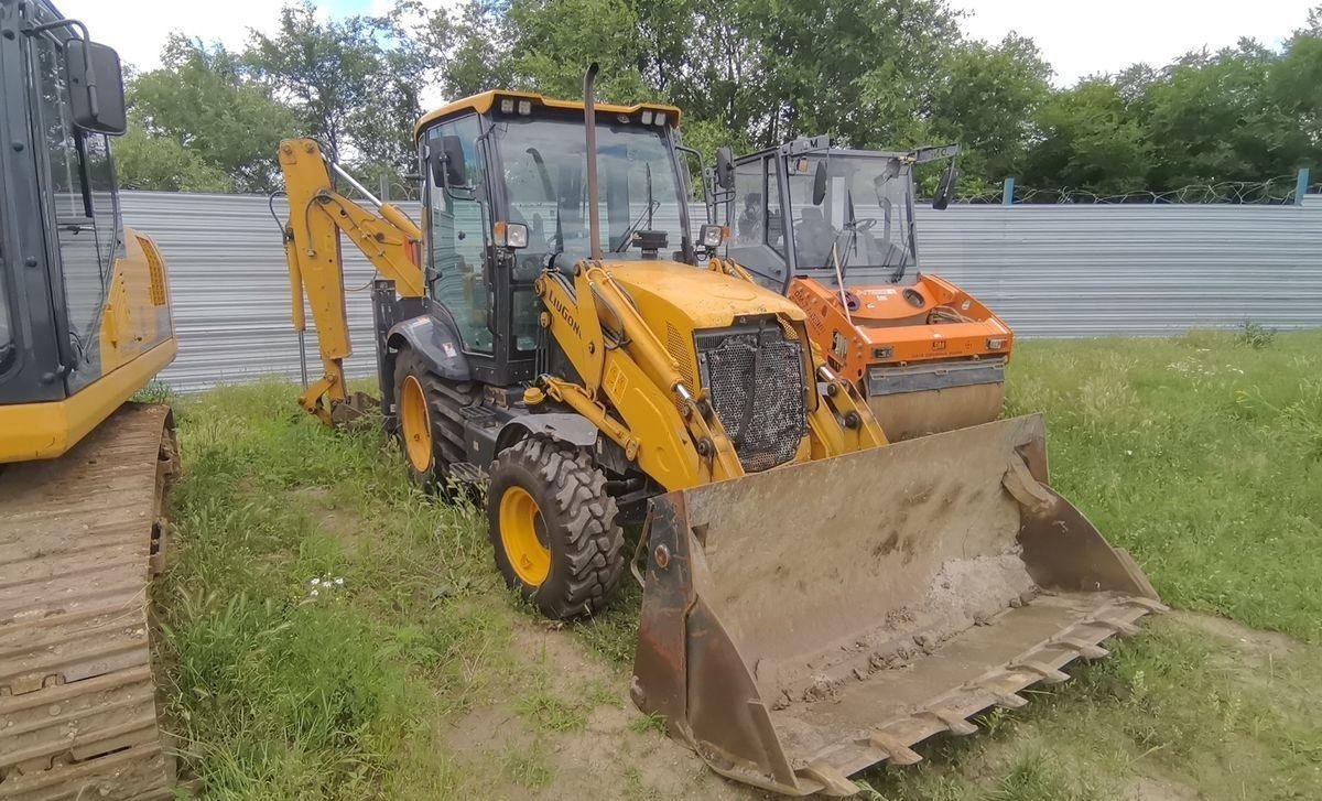 Экскаватор-погрузчик Liugong CLG777A — Аксай