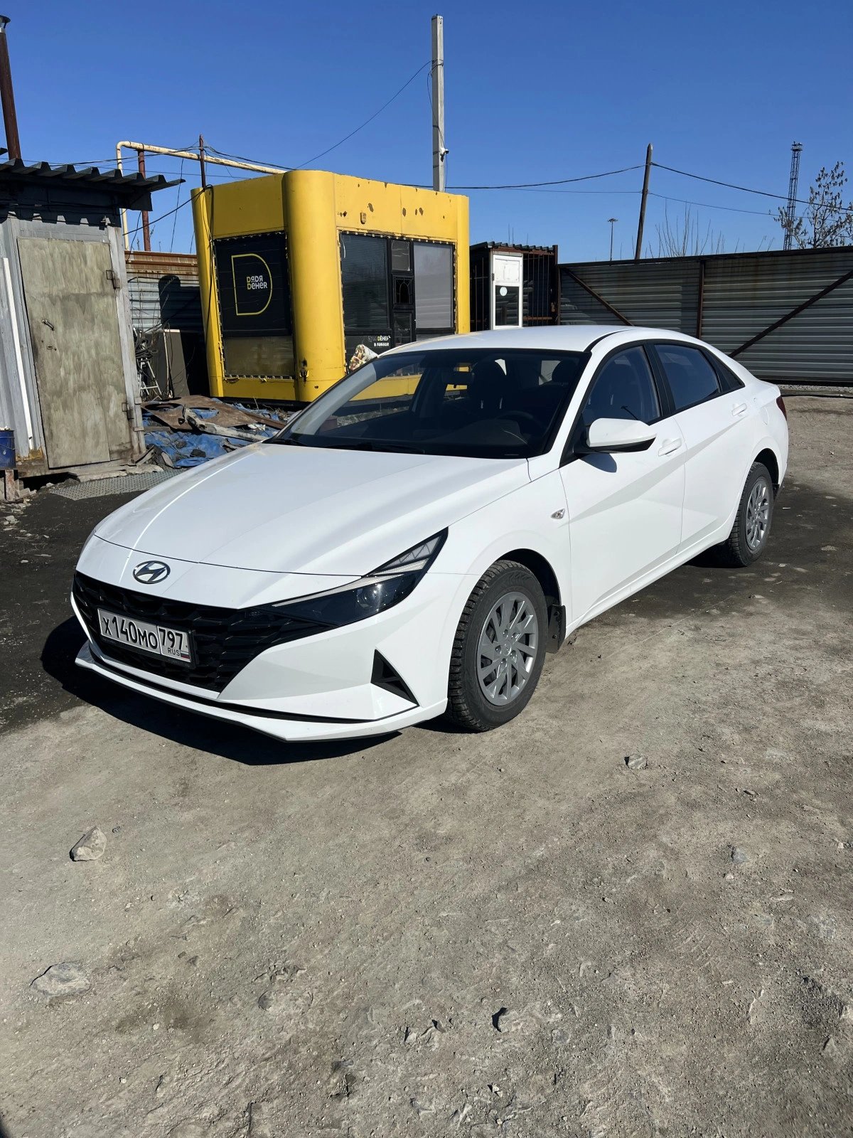 HYUNDAI Elantra — Новосибирск