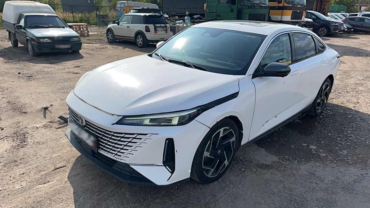 CHANGAN Lamore — Санкт-Петербург