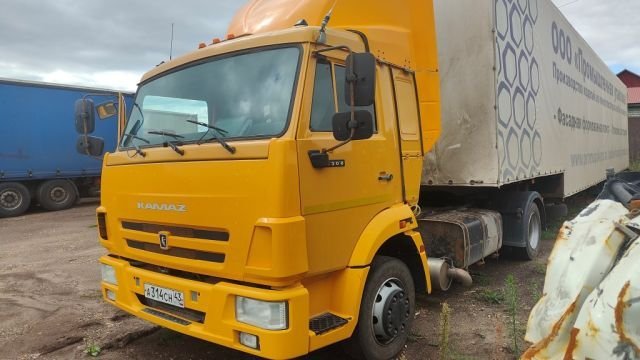 Седельный тягач КАМАЗ 5490-DC — Казань