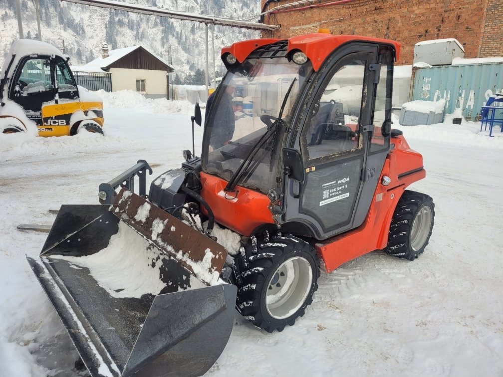Телескопический погрузчик Everun ERT1500 — Красноярск