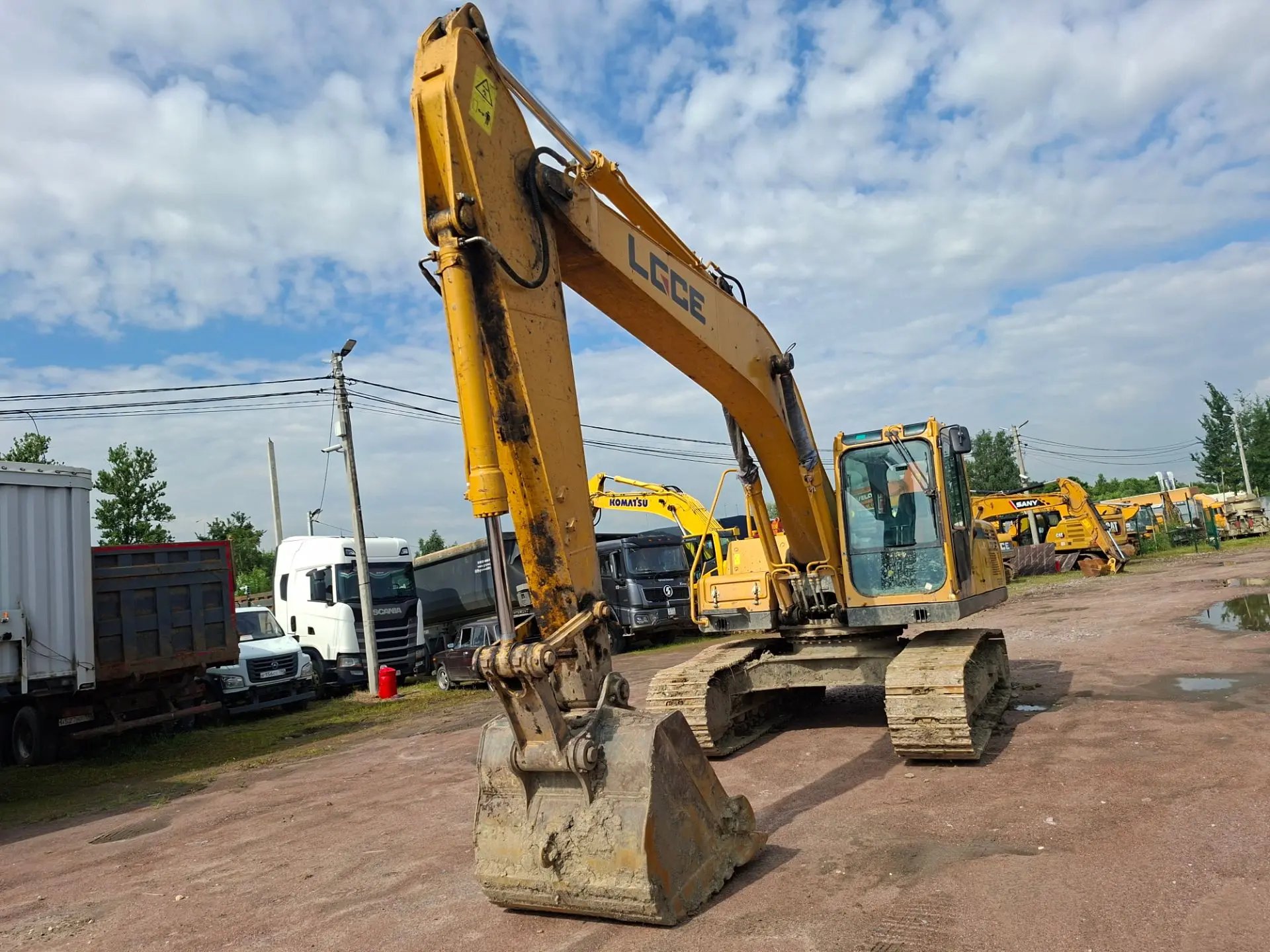 LGCE E6210 Экскаватор — Санкт-Петербург