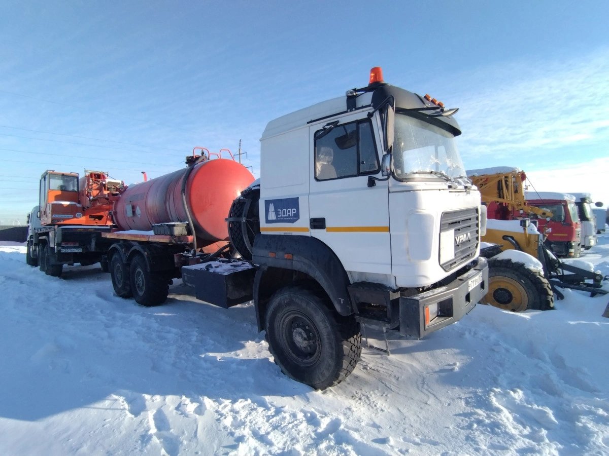 УРАЛ 4320 — Тюмень