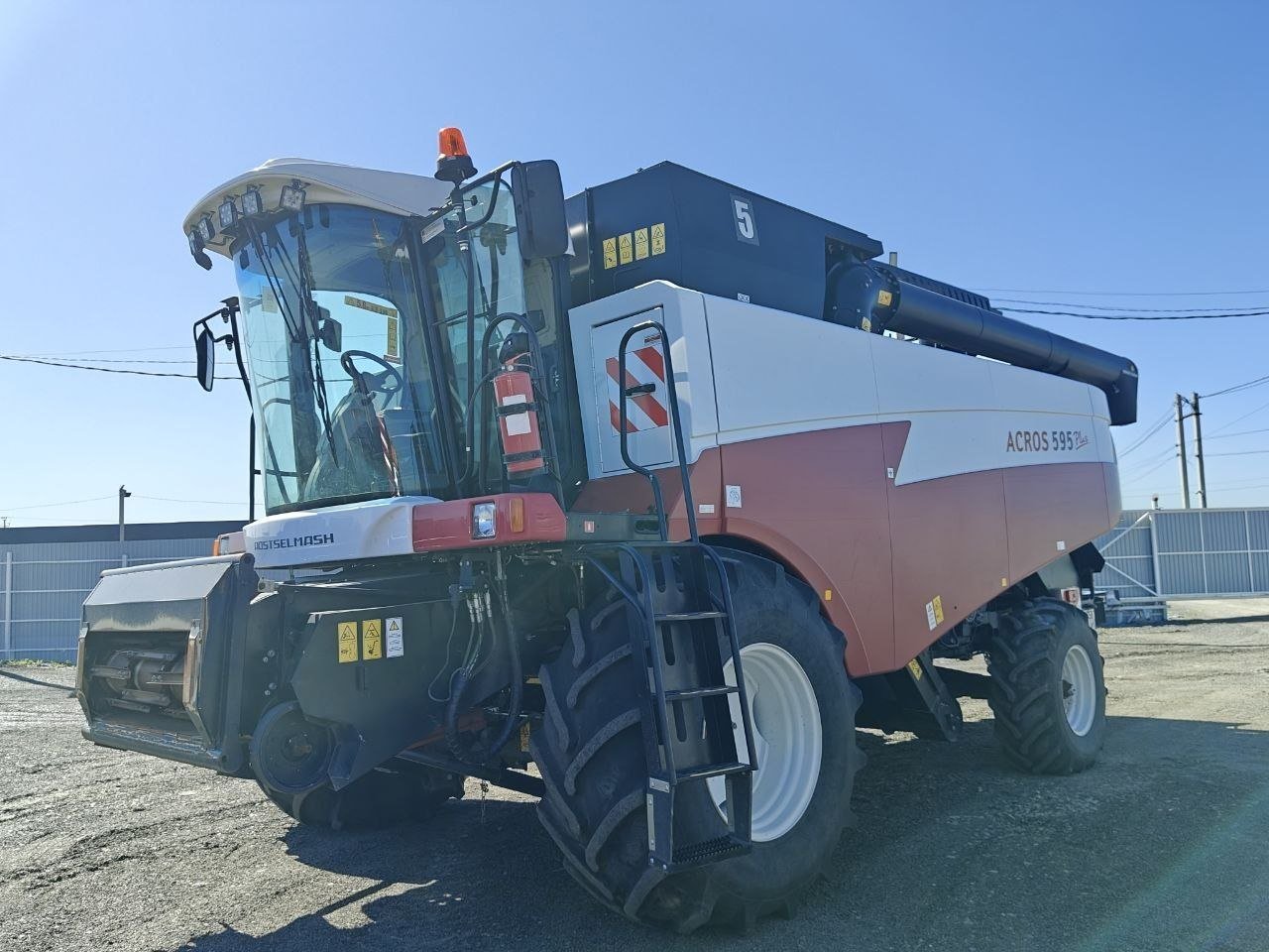 Ростсельмаш ACROS-595 Plus Комбайн — Ростов-на-Дону
