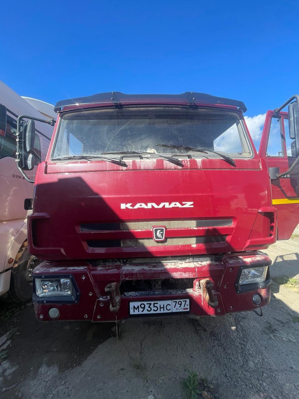 КамАЗ 6520 6x4 Самосвал — Южно-Сахалинск