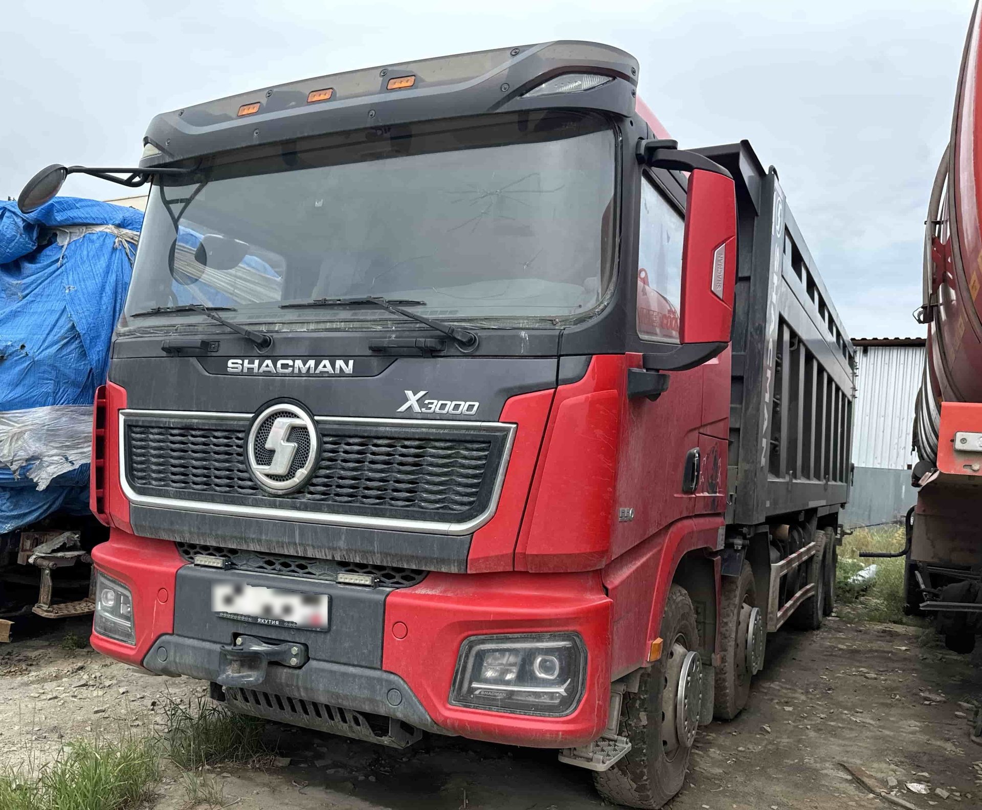 SHACMAN (SHAANXI) 8x4 Самосвал — Саха