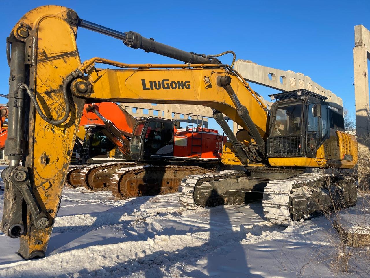 LIUGONG CLG952 Экскаватор — Краснокаменск