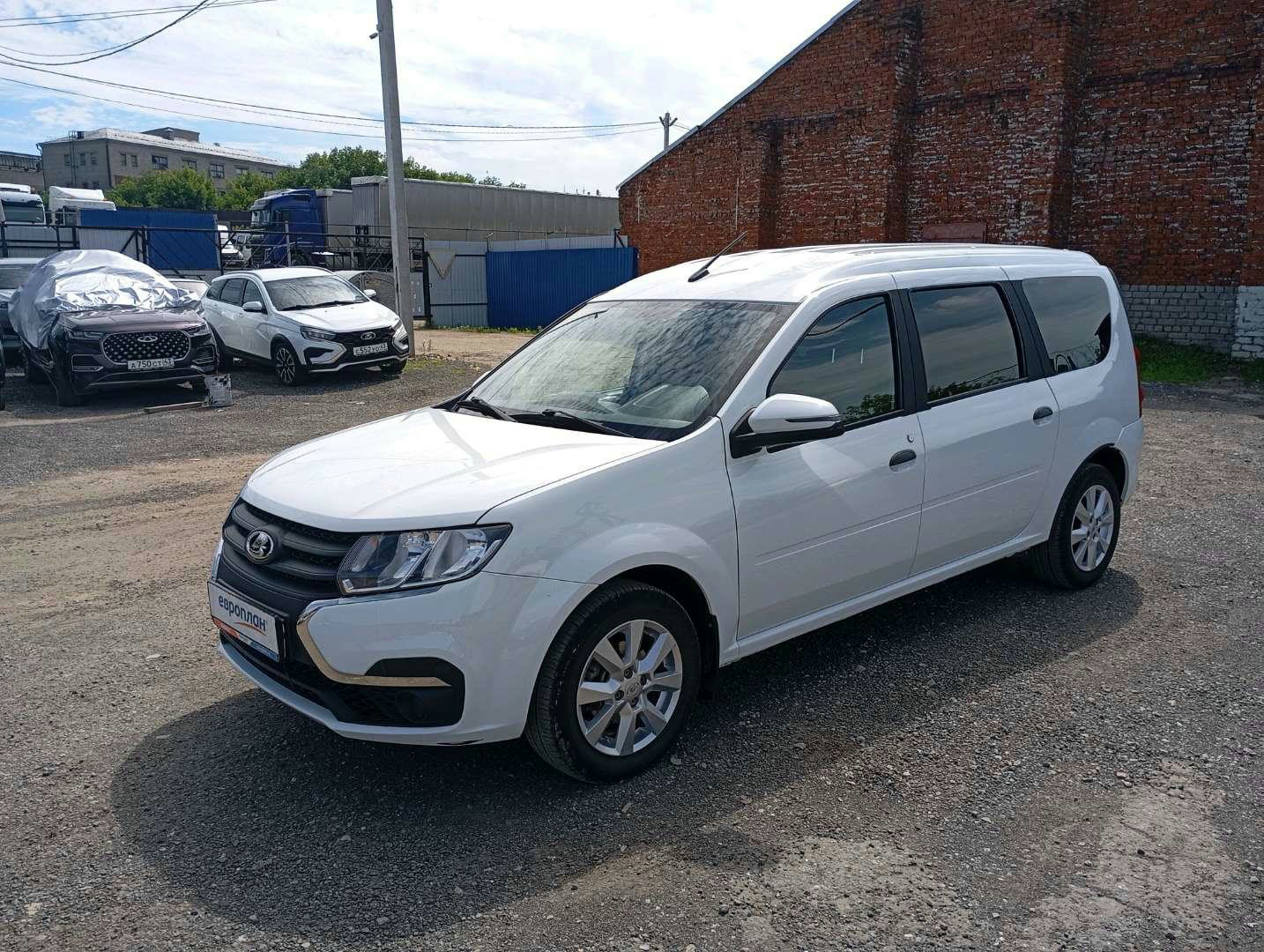 Lada Largus универсал — Киров