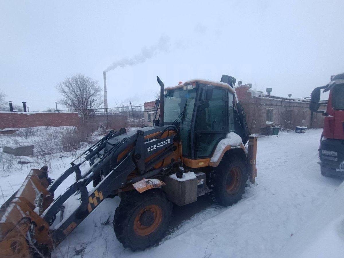 Экскаватор-погрузчик XCMG XC8-S2570 — Новотроицк