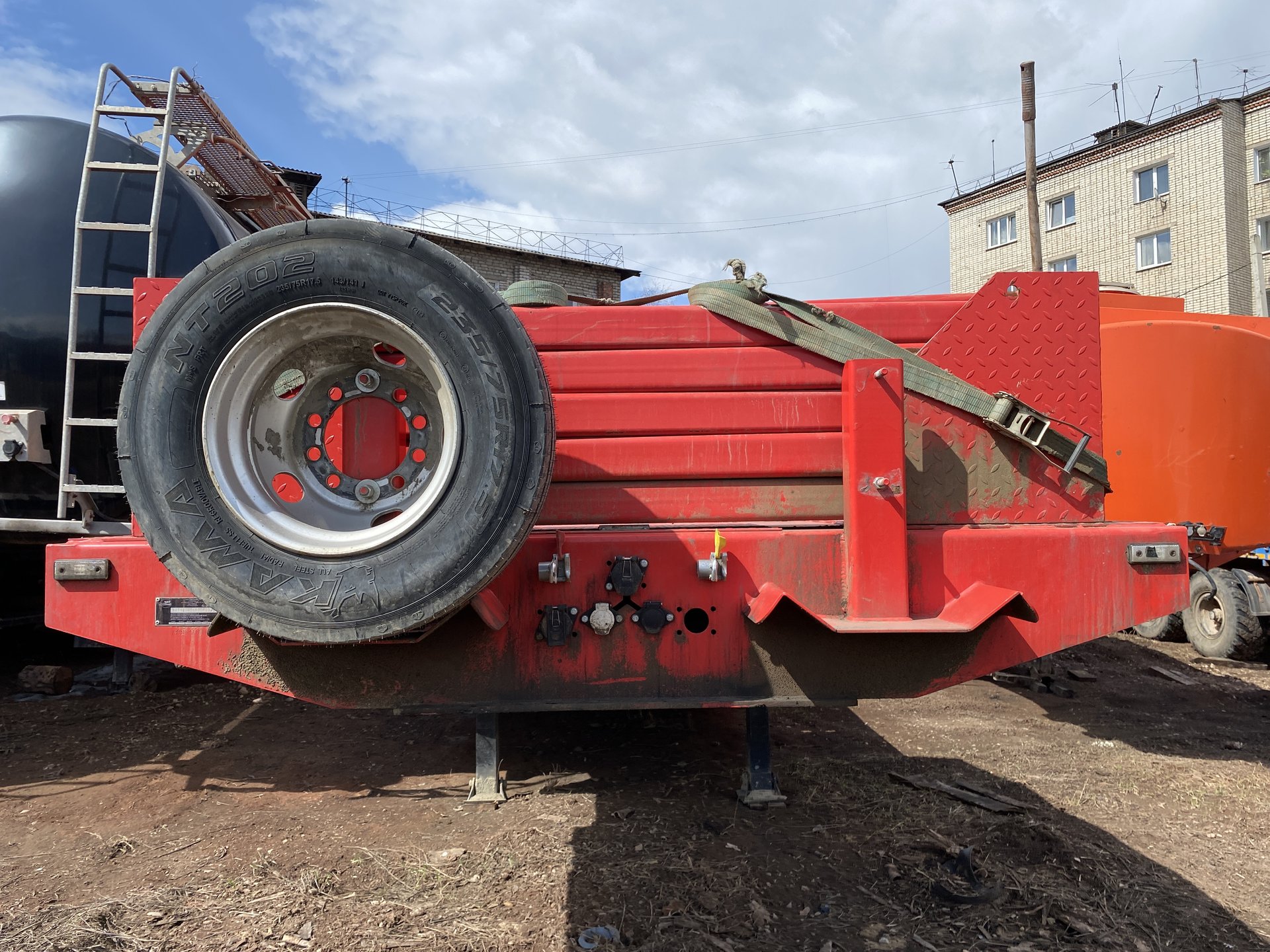 ЧДМ Полуприцеп тяжеловоз 5 осей 943856-0000010 (Раздвижной) — Усть-Кут
