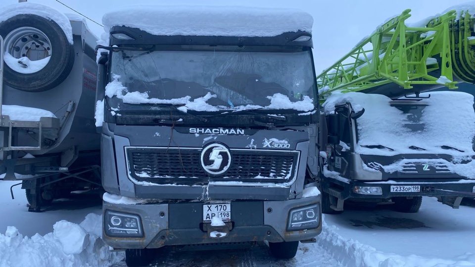 Shacman (Shaanxi) SX* 8x4 Самосвал — Санкт-Петербург