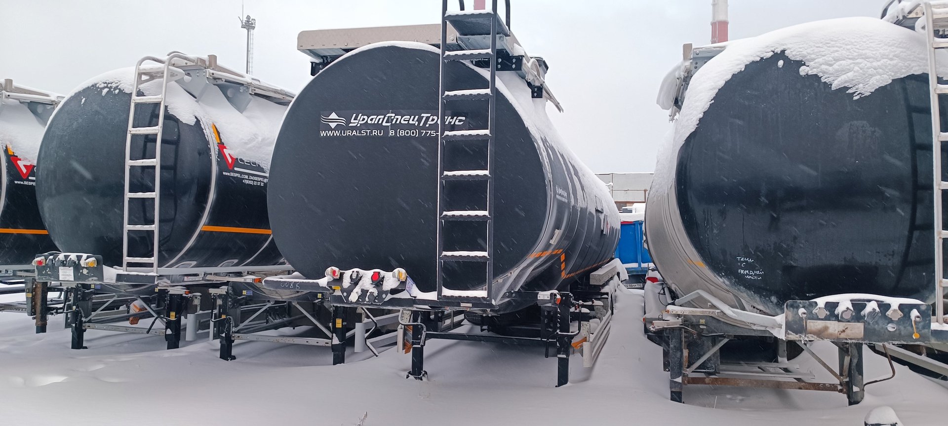 УралСпецТранс 9465* Полуприцеп цистерна — Сургут