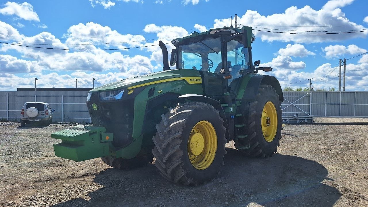 JOHN DEERE 8R Трактор — Ростов-на-Дону